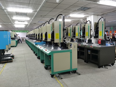 靈科超聲波 27年專注超聲波塑料焊接設(shè)備，匠心鑄就行業(yè)標(biāo)桿